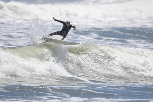 Jake Owen free surf.