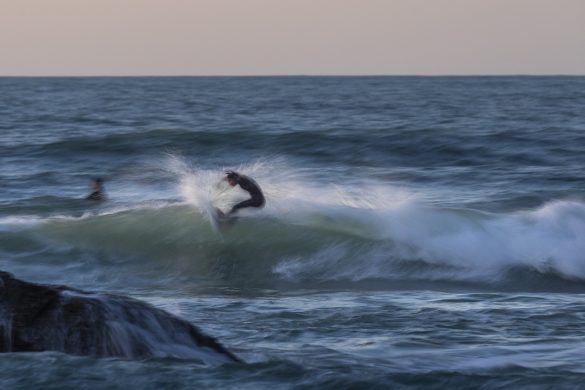 Misha Peyroux, dusk free surf.