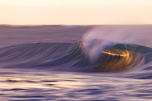 One of those waves that gets in your mind. Photo: Derek Morrison