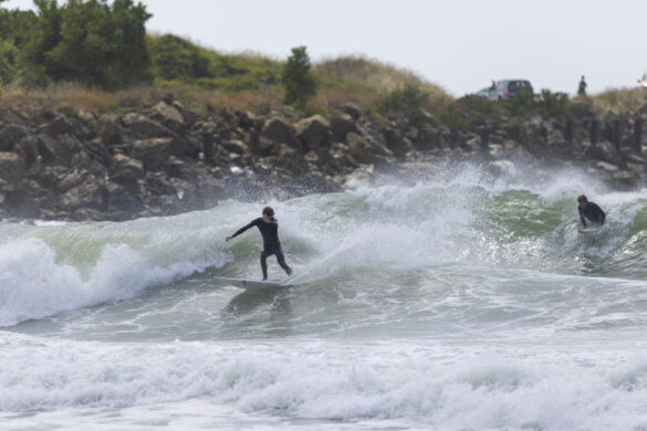 Luke Rogers making the most of the lefts. 